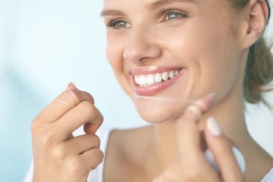 How to Keep Your Teeth Healthy While at Home
