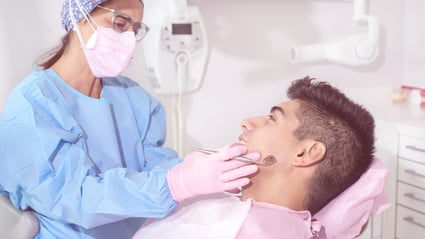 7 Signs It's Time to See a Dentist (Even If Nothing Hurts)